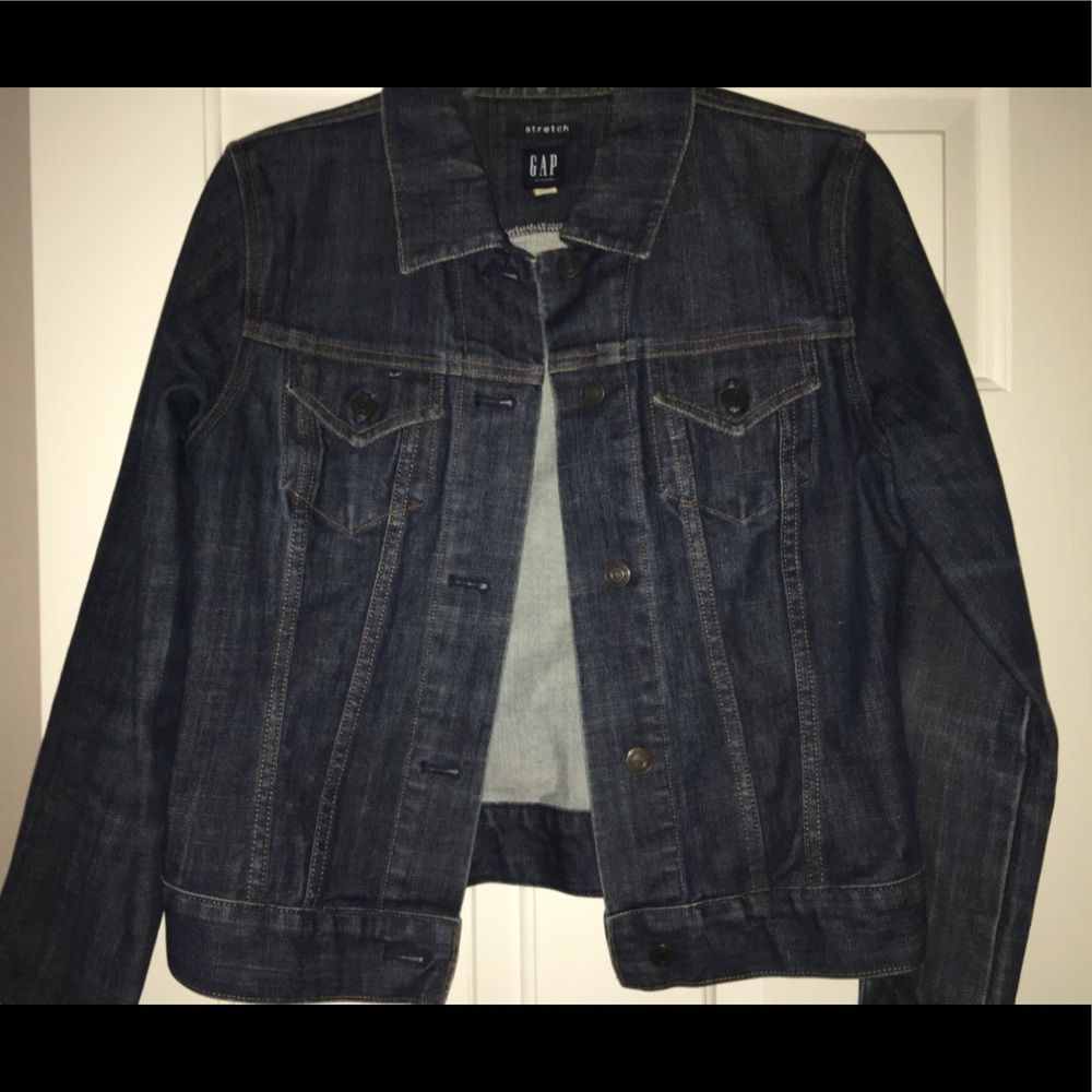 SOLD!! Gap | Denim Jacket  EUC!!